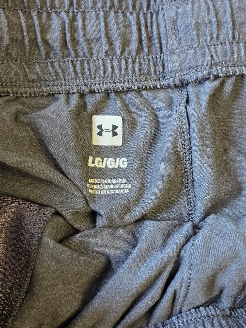 Under Armour Men’s Large Gray Logo Athletic Shorts